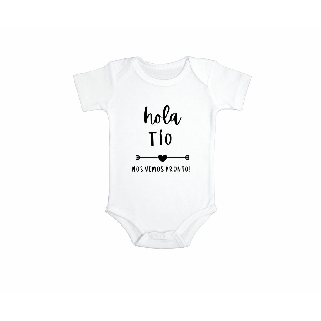 Hola Tio Pregnancy Announcement Onesie in Spanish (0-3 Months)