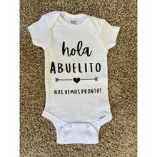 Load image into Gallery viewer, Hola Abuelito Pregnancy Announcement Onesie in Spanish (0-3 Months)
